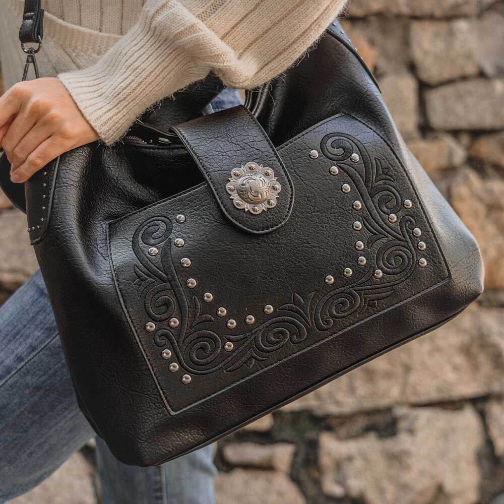 ref-04022023 5 NATIONS Sac indien à franges Western Country Cuir noir made in CANADA unisexe
